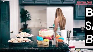 Kianna Dior - Le grandi tette di mia madre asiatica Sub ita