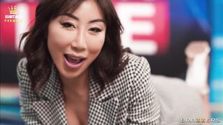 Premium Nicole Doshi - Due cazzi per la giornalista ninfomane Sub ita