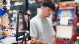 Premium Daisy Pheonix ,Jade Kimiko e Kimmy Kimm - 3 ragazze scopate in un supermercato Sub ita