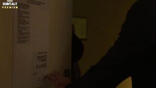 Premium Sara Jay - Lap dance in hotel con calze e tacchi diventa scopata di lusso Sub ita ViP