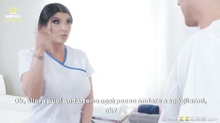 Premium Romi Rain - Valuta il Massaggio dell'Allievo e Finisce a Gambe all'Aria Sub ita