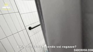 Premium Maya Farrell e Sarah Lace - Competono per attirare l’attenzione del loro papà 2 Parte Sub ita